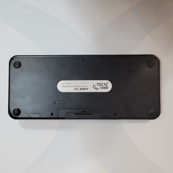 CUTE MECHANICAL KEYBOARD, Round Keys, Bluetooth, works with any device. - Picture 2 of 2